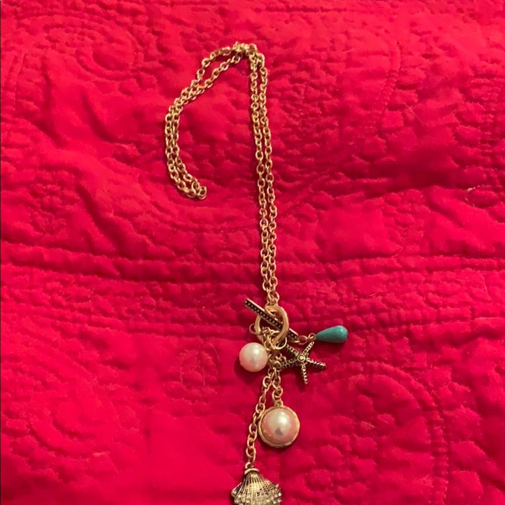 beachy necklace